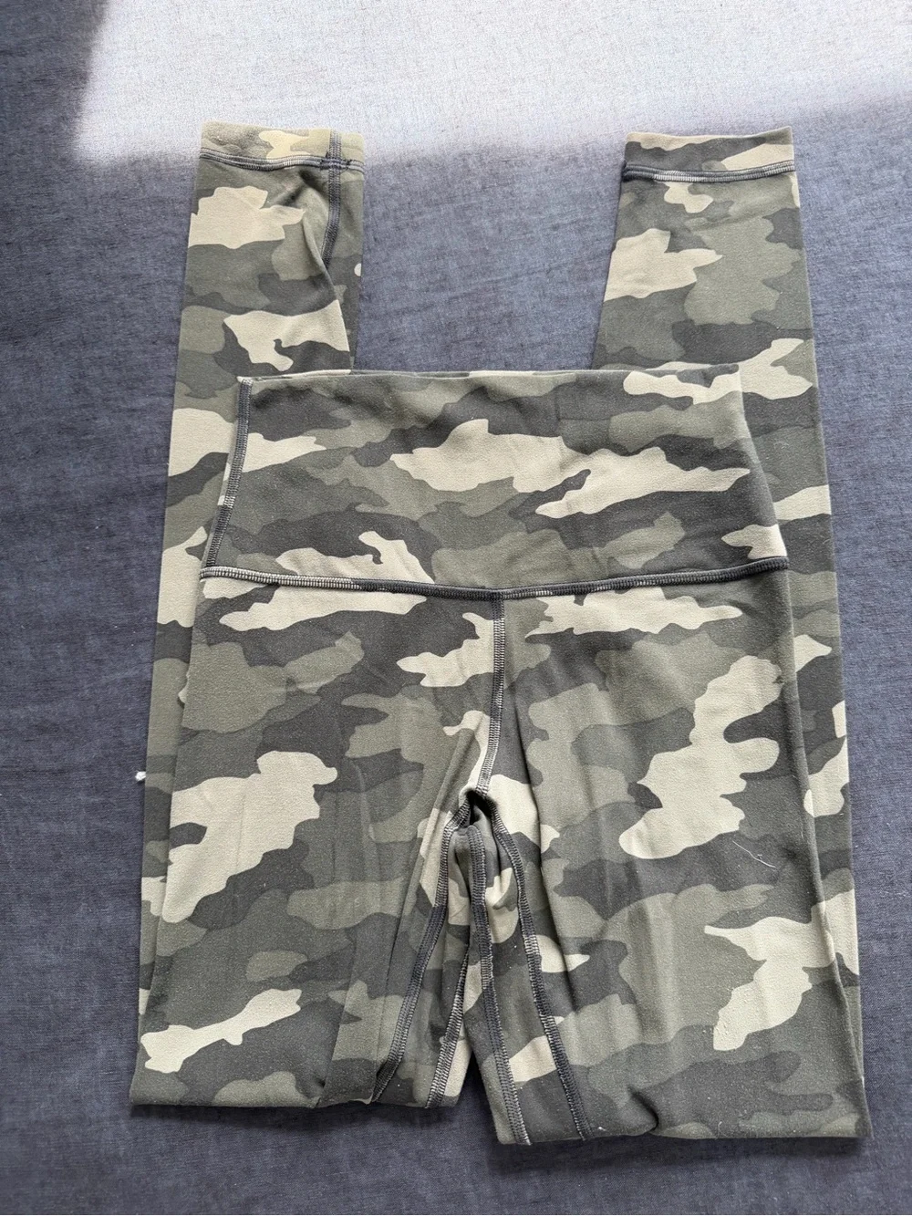 LULULEMON Align 28” Camo